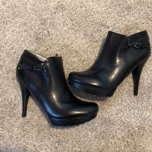 Guess Black Leather Ankle Boots